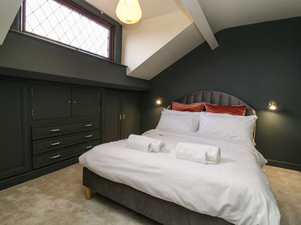 West Cottage — photo 10