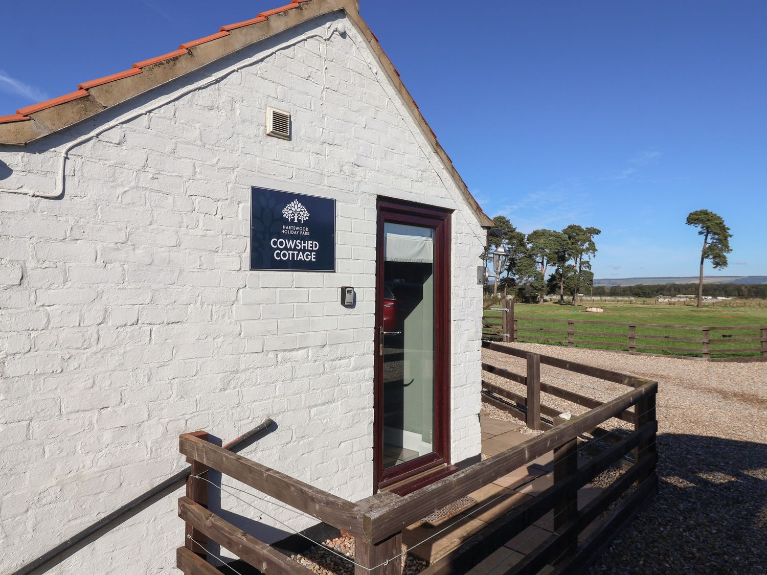 Cow Shed Cottage — photo 24