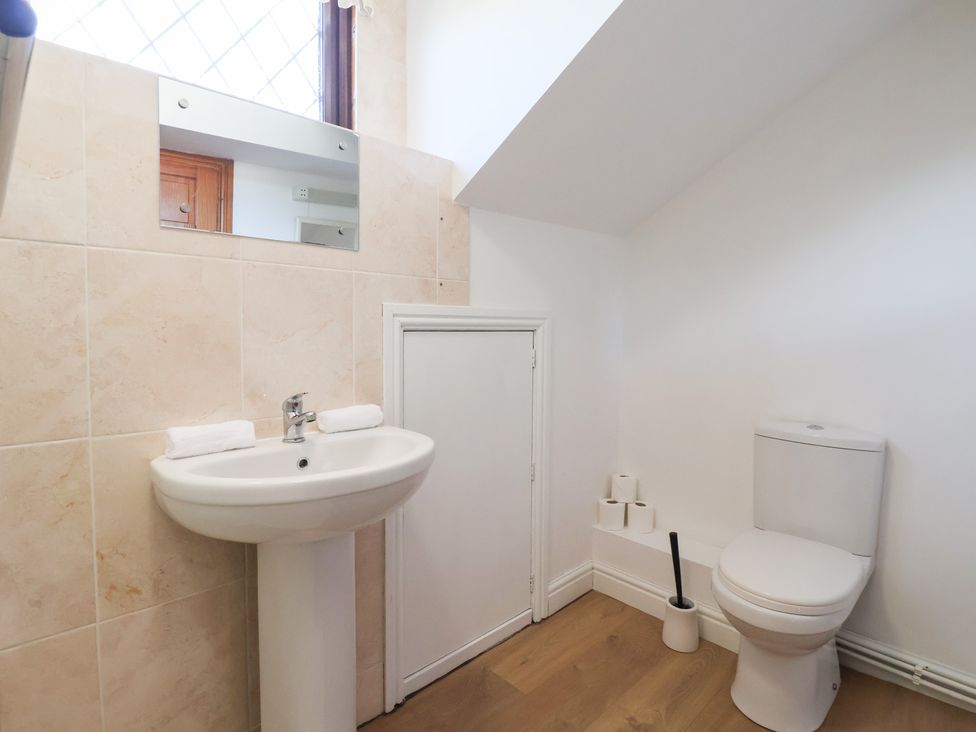 East Cottage — photo 16